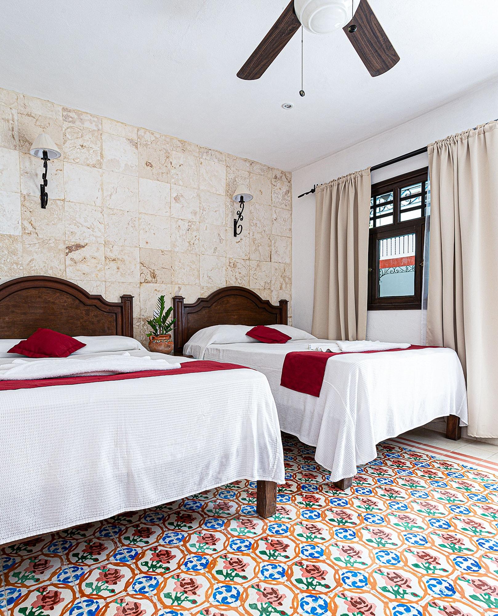 La Aurora Hotel Colonial Valladolid  Dış mekan fotoğraf