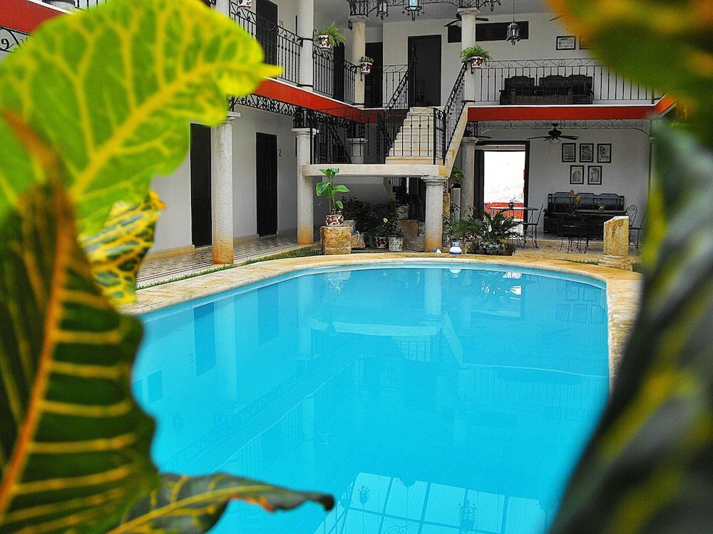 La Aurora Hotel Colonial Valladolid  Dış mekan fotoğraf