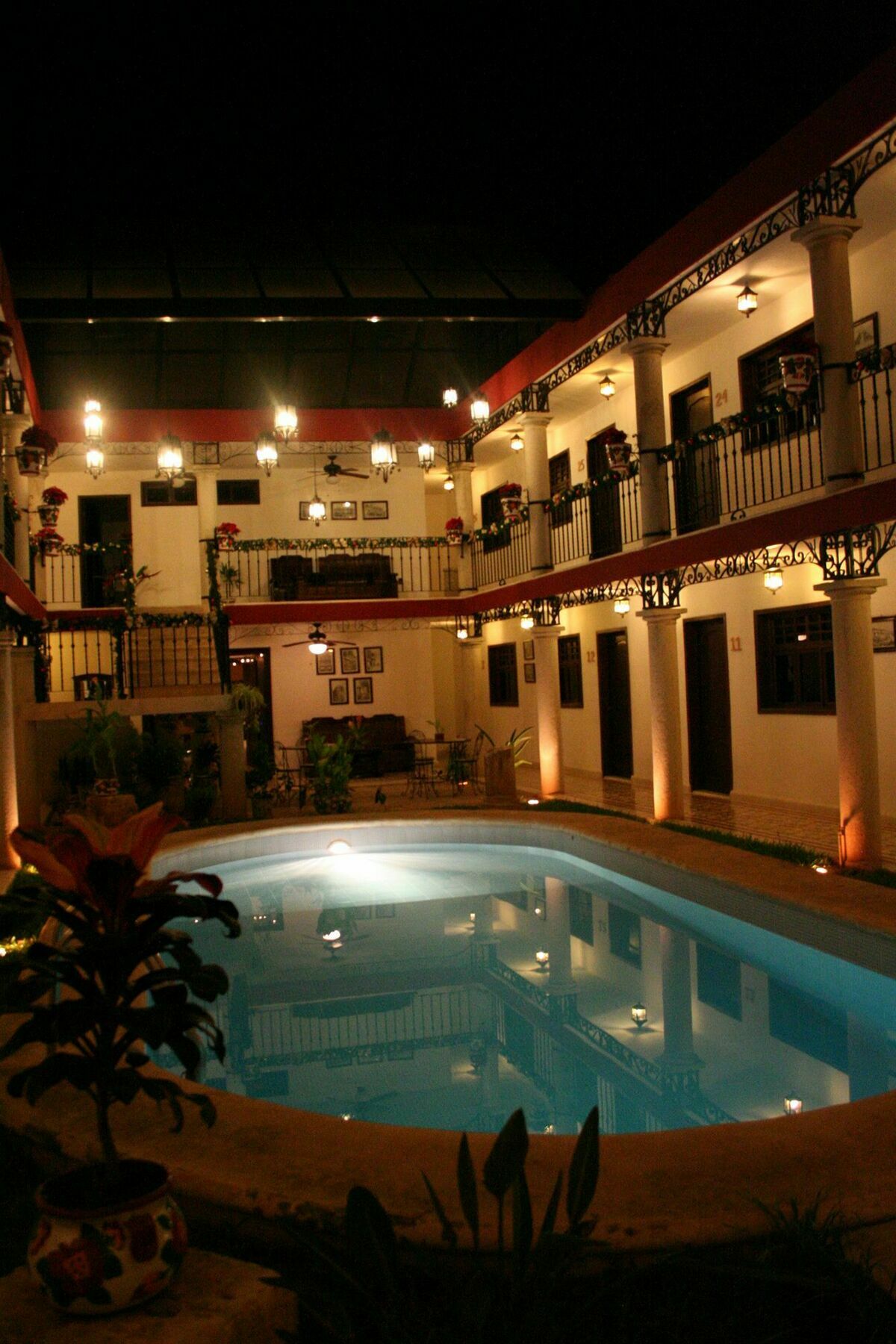 La Aurora Hotel Colonial Valladolid  Dış mekan fotoğraf